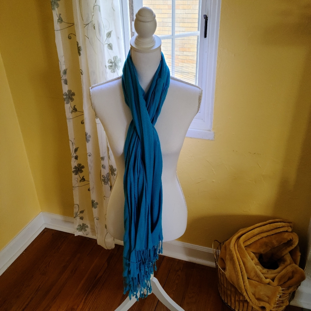 Apt. 9 Blue Blanket Scarf